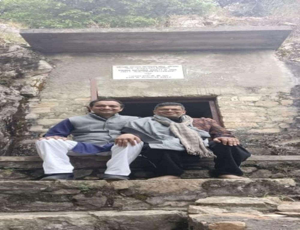 Vanprastha Resorts Dwarahat Exterior foto